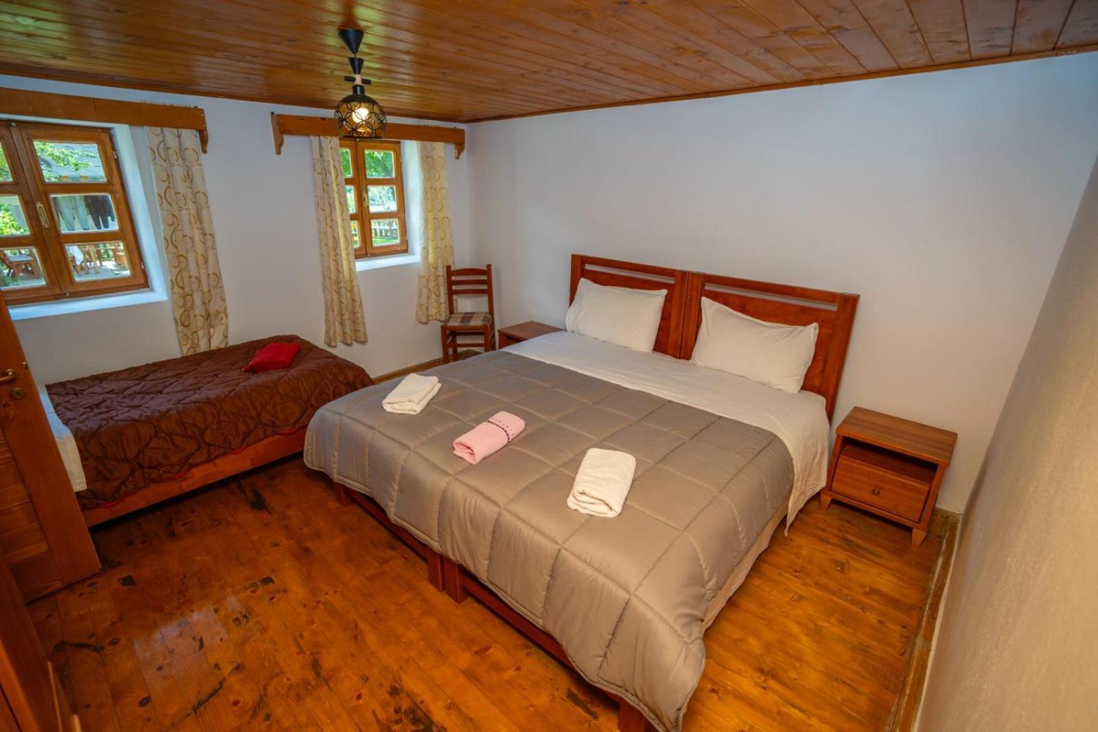 Hotel Bujtina Berishta Theth Zewnętrze zdjęcie