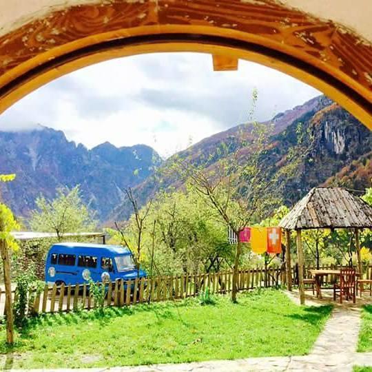 Hotel Bujtina Berishta Theth Zewnętrze zdjęcie