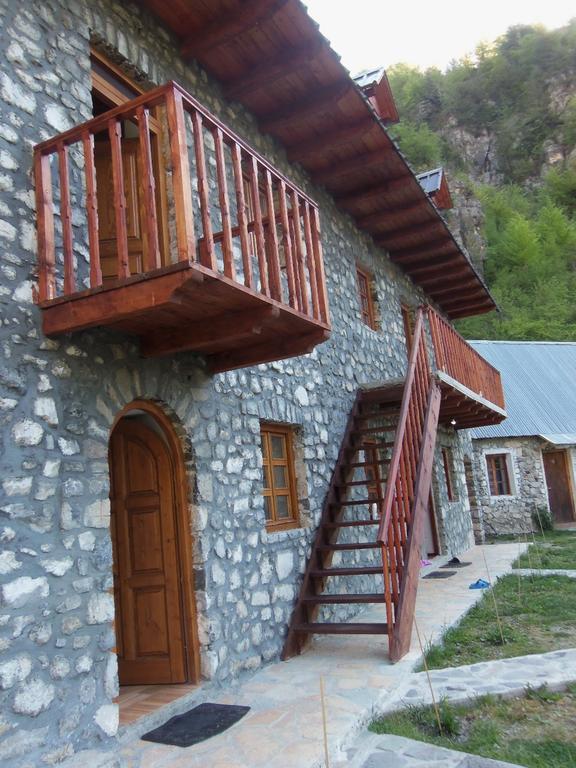 Hotel Bujtina Berishta Theth Zewnętrze zdjęcie