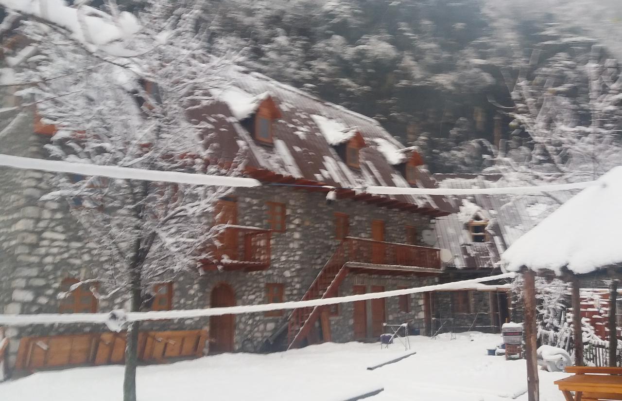 Hotel Bujtina Berishta Theth Zewnętrze zdjęcie